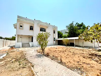 Spacious 3BHK Corner Villa | Majlis | Hall | Covered Parking