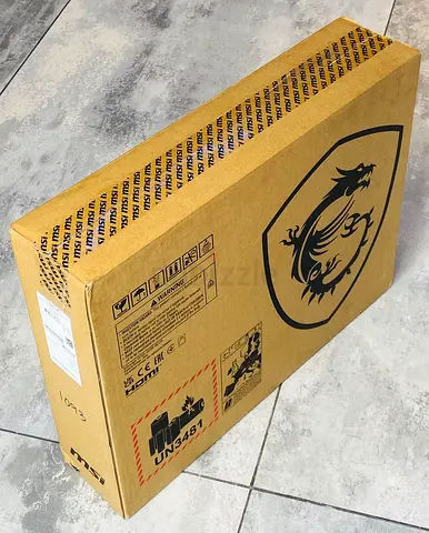 Brand new sealed MSI titan 18” RTX 5090, Ultra 9, 64 GB RAM, 6 TB NVME