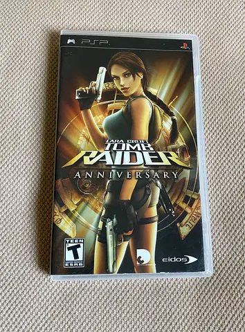 Lara Croft - Tomb Raider Anniversary (Sony PSP)