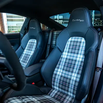 2025 Porsche 911 缩略图 10