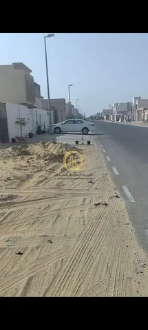 Land for sale in Al-Houshi with installment plan, area 2,745 sq ft, land permit +1 +50% Arab ownership