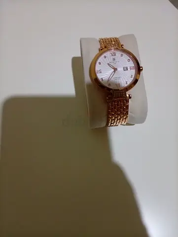 Rose Gold Womens Analog Wrist Watch with Metal Bracelet