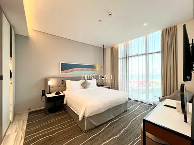 Best price | Palm and Dubai Skyline View | Luxury