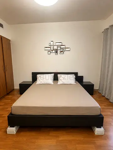 King Bed Frame with Headboard and Matching Nightstands