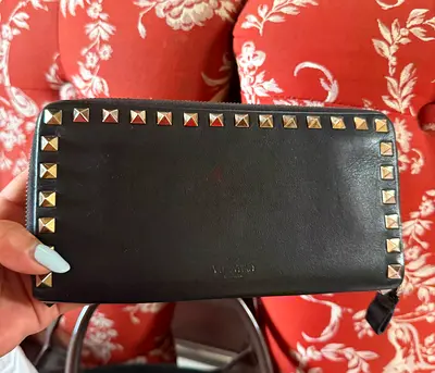 Authentic and preloved Wallet