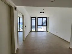 Lavish 1Br With Balcony Premium Gated Community Free Parking Gym Pool….