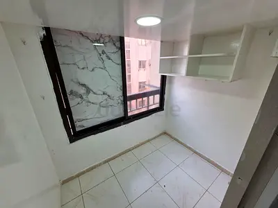 Spotless partitions Rooms in Bur Dubai (loft unites )