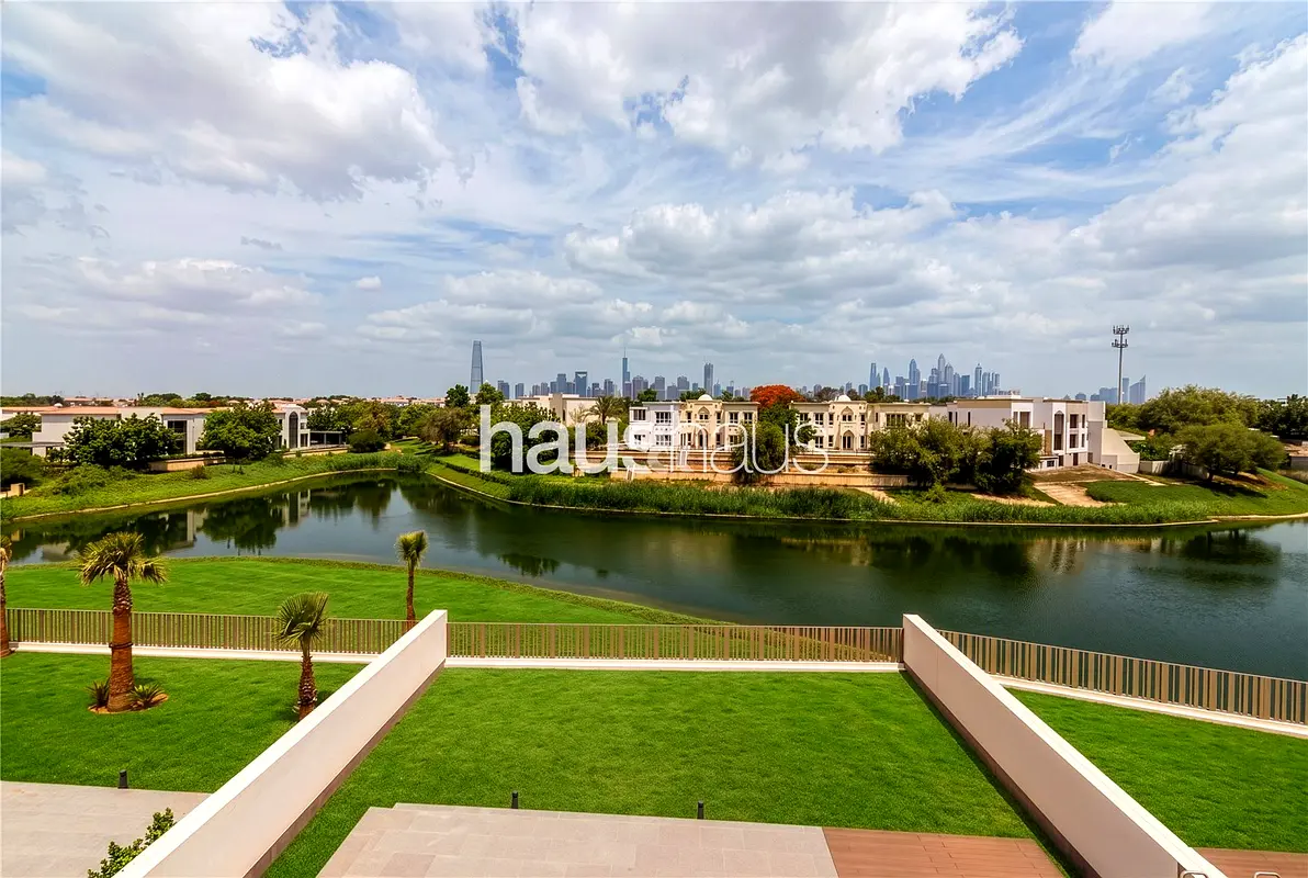 Prime Lake View | Brand New 5 Bed | Priced to Sell