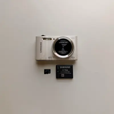 Samsung WB30F Digital Camera
