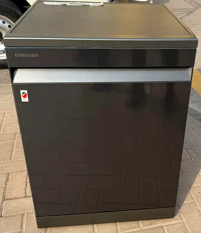 Samsung BESPOKE Three Rack Dishwasher WiFi Connect Black Edition