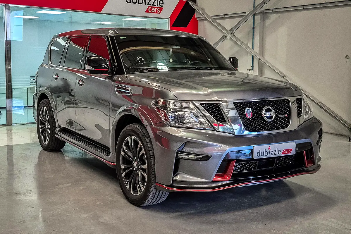 Nissan Patrol 2019 — photo 1 of 15