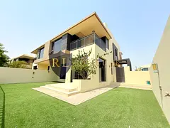 CORNER 5 BR + MAIDS VILLA | GREEN-BELT