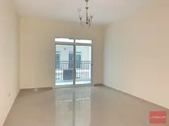 Bright Studio | Balcony | Pool & Gym