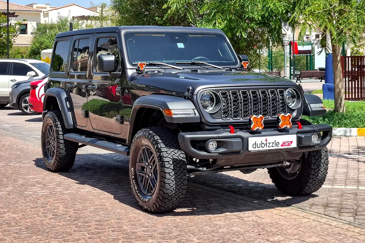 Jeep Wrangler 2025 — photo 1 of 14