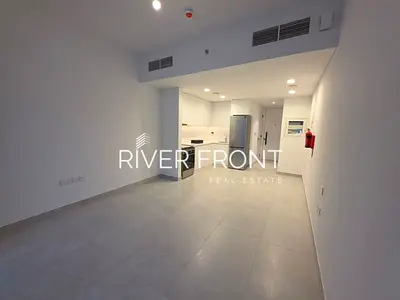شقة استوديو | Cubix Residences | الوصول إلى الشرفة والمسبح
