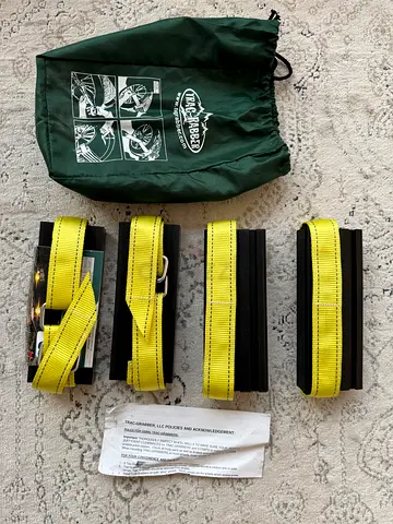 Urgent Sell - Tire Traction Set for camping