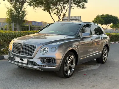 Bentley Bentayga W12 AWD 2017 | GCC Specs | Low Mileage | Pristine Condition