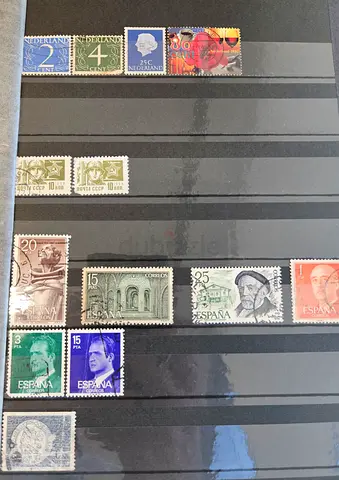 24 Postal Stamps for collectors (Various countries)