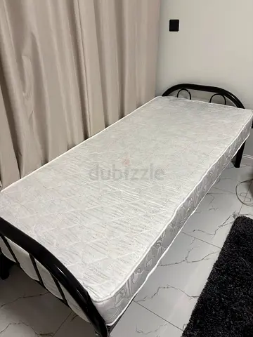Bed mattress (1 month old)