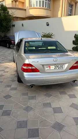 2004 Lexus LS-SERIES 缩略图 4
