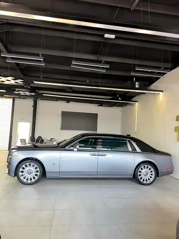 صورة 7 لـ 2023 ROLLS-ROYCE PHANTOM