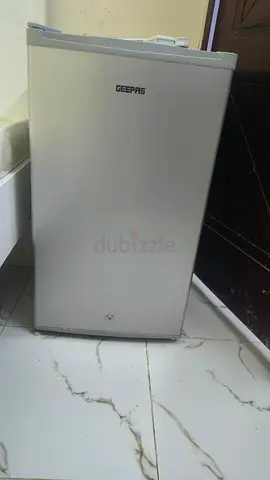 ثلاجة