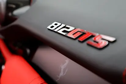 2022 Ferrari 812 GTS — миниатюра 13