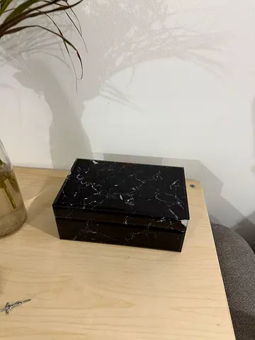 Black Marble box