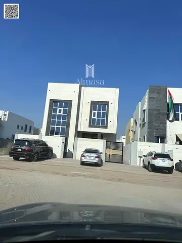 فيلا فاخرة للايجار بأرقي مناطق عجمان منطقة الحليو2