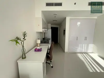 Spacious Studio | Community View | Ready to Move In