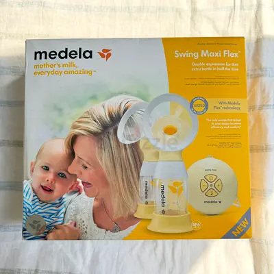 Medela Swing Maxi Flex Double Breast Pump - Complete Set