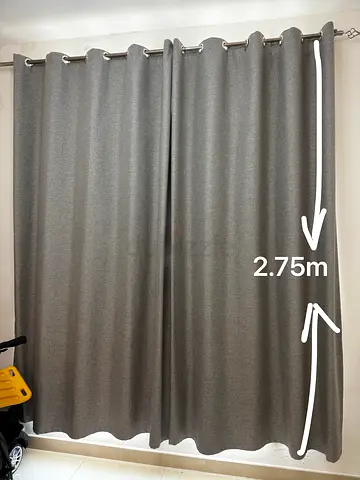 Blackout Curtains with Curtain Rod – Excellent Condition