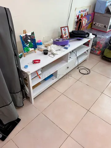 Tv unit