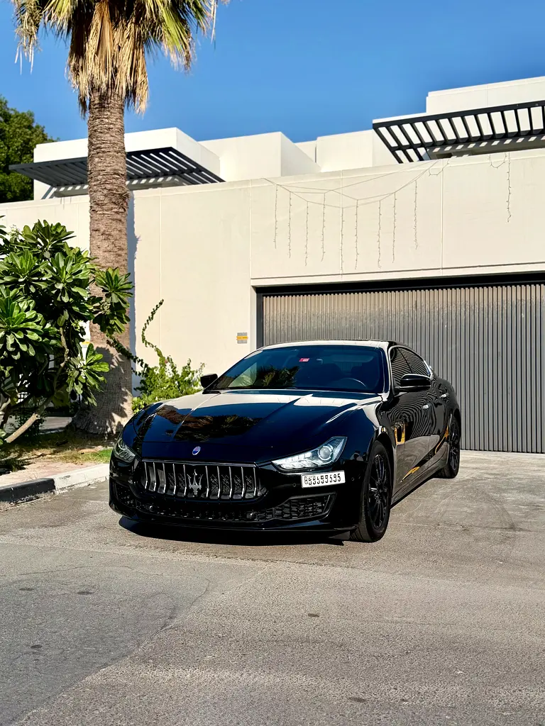 Maserati Ghibli 2019 — photo 1 of 11