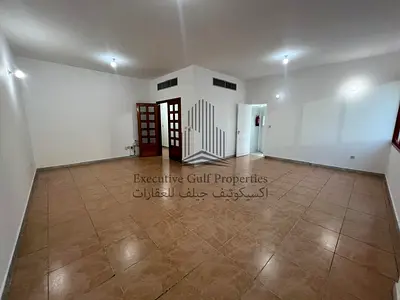 Prime Location Near WTC || Balcony || Near Park