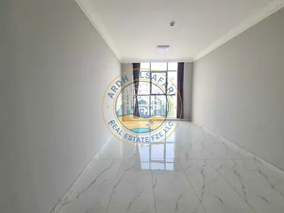 Limited offer 2bhk with balcony 2bathroom just 54k