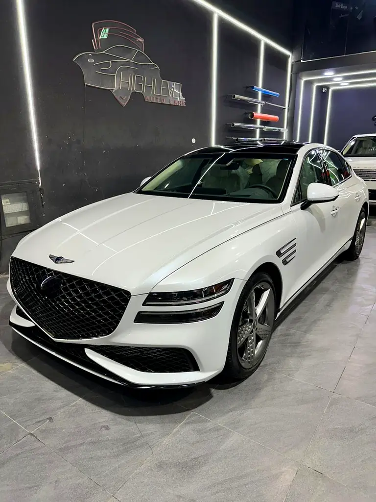 Genesis G80 2024 — photo 1 of 9