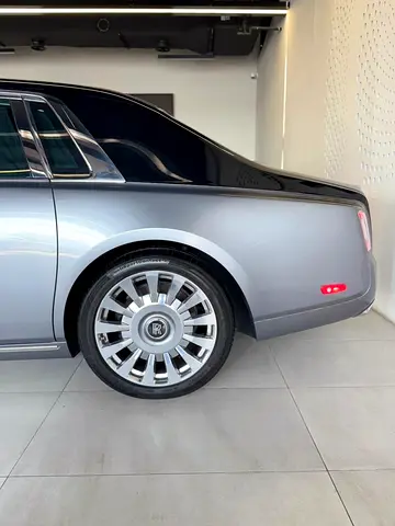 صورة 4 لـ 2023 ROLLS-ROYCE PHANTOM