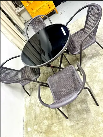 Space saver Garden Four chair fold able dinning table