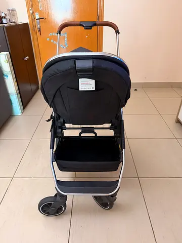 Brand new Giggles baby stroller - clean, gently used
