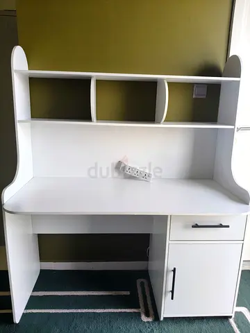 White Study Desk with Overhead Shelves and Storage Cabinet