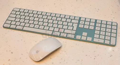 Apple Magic Keyboard with Touch ID Numeric Keypad(USB-Lightening) English with Magic Mouse 2