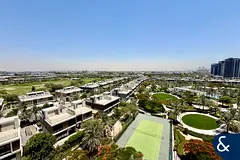 Sunset Views | Corner Unit | Open-Plan Living