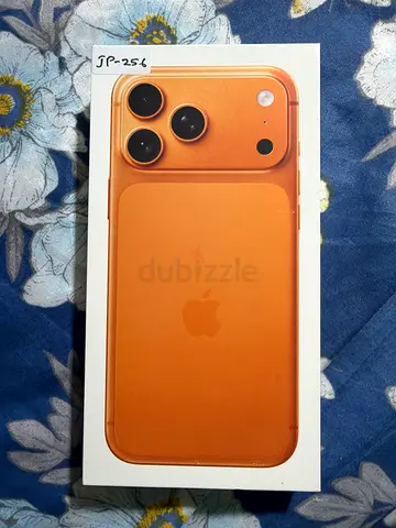 iPhone 17 pro max 256gb Middle East version with accessories (cosmic orange) 2 weeks used.