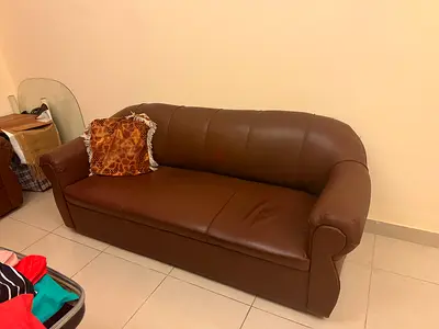 Brown Leather Sofa Set – 3+1+1 Seater – Good Condition