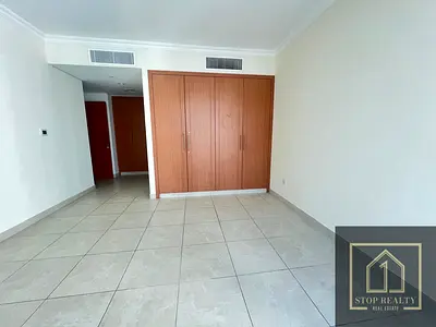 VAASTU COMPLIANT | HIGH FLOOR | VACANT