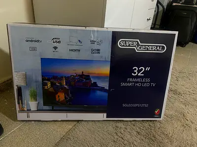 Super gernal smart led 32” for sale