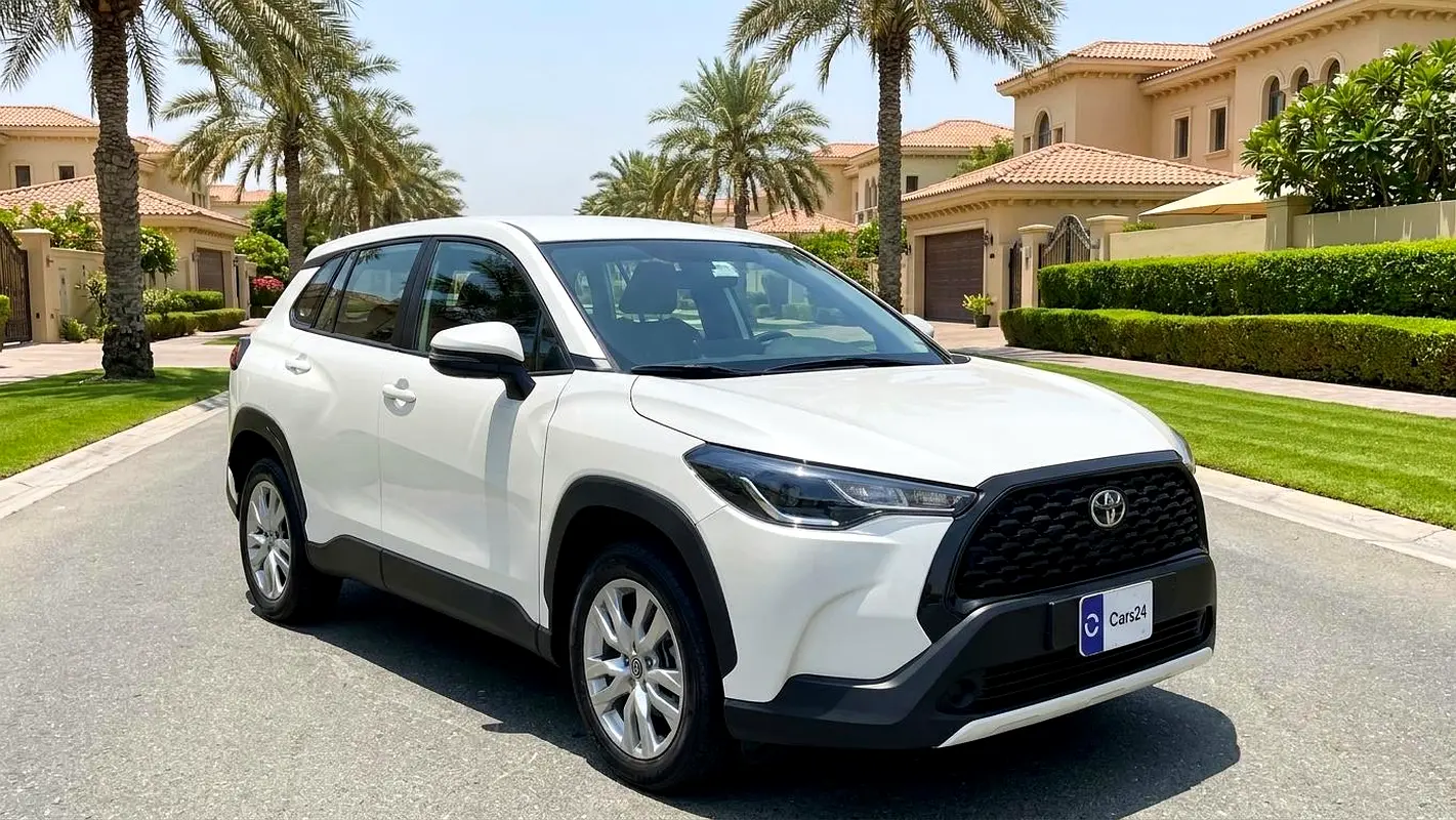 Toyota Corolla Cross 2023 — photo 1 of 13