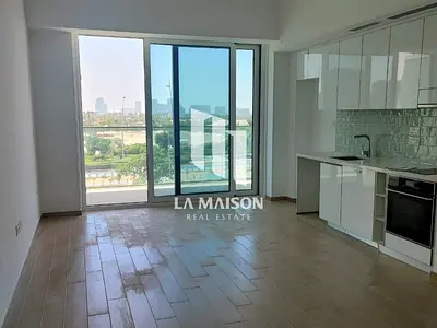 Sea and Street view | High ROI | Great Deal