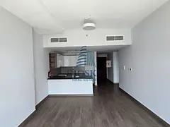 Bright Unit | Spacious | Ready &amp; Vacant